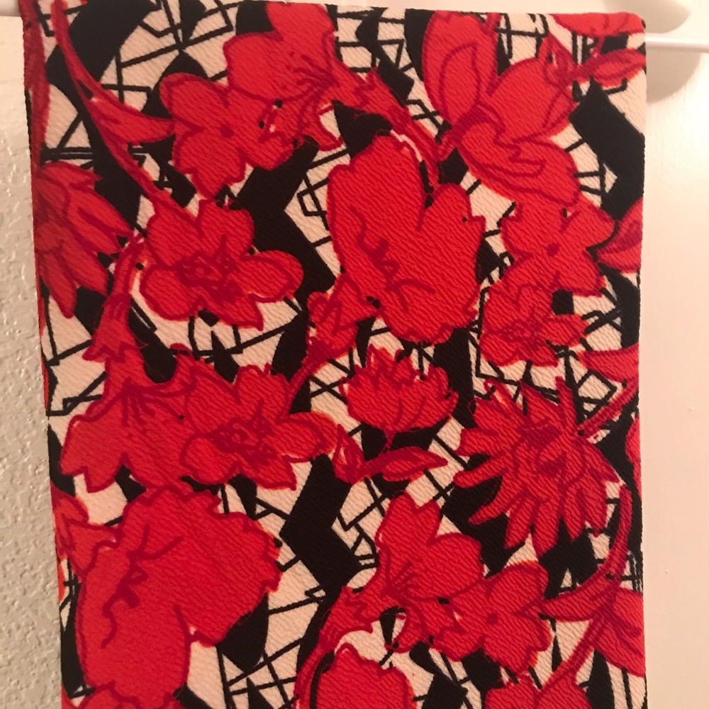 Lularoe Cassie Pencil Skirt NWT Size Medium